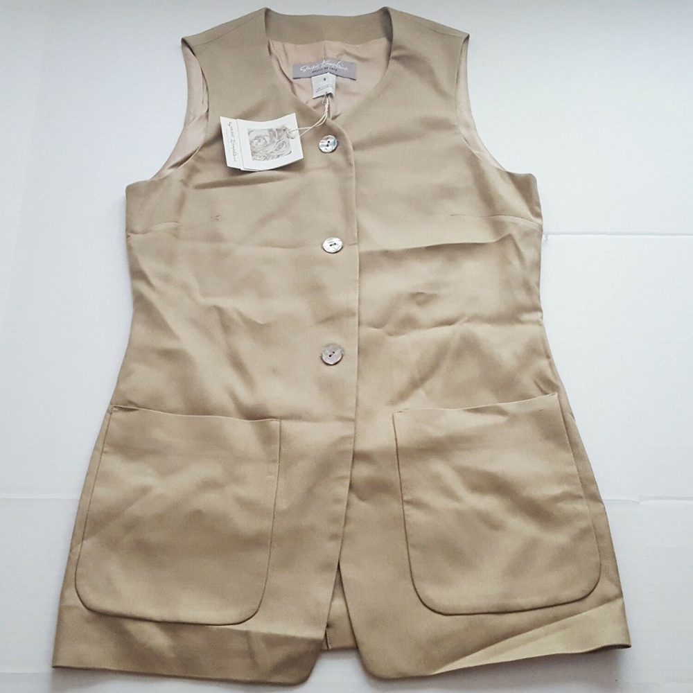 SOLD! Susie Tompkins Size 6 Silk Beige Vest Defect